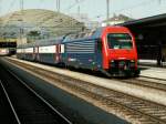 Ein nicht alltgliches Bild in Chur,ein Dosto der ZVV(Zrcher Verkehrs Verbund)als REX(Rheintal-Express)nach St.Gallen(Grund:Bauarbeiten bei St.Gallen)Chur 10.07.10