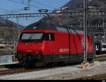 SBB - Lok 460 001-1 im Bahnhofsareal in Brig am 28.02.2021
