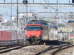 SBB - 460 101-9 unterwegs in Richtung Thun bei der durchfahrt der Haltestelle Bern Wankdorf am 29.04.2017