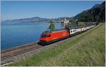 Die SBB Re 460 060-7  Val-de-Travers  (UIC 91 85 4 460 060-7 CH-SBB) ist mit dem IR 1715 bestehend aus einer IC 2000 Garnitur vor dem Hintergrund des Château de Chillon auf dem Weg nach Brig. 

21. Mai 2020