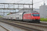 Re 460 008-6 durchfährt am 12.05.2023 den Bahnhof Rupperswil.
