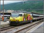 SBB - 460 053-2 vor IR im Bahnhof Biel am 10.06.2012 