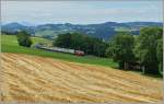 Re 460 mit dem IC 727 auf der Fahrt nach St.Gallen bei Vauderens.
(12.07.2012)