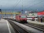 SBB - Lok 460 029-2 mit Schnellzug bei der einfahrt im HB Zrich am 04.08.2013