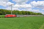 Bauarbeiten NBS; alle Zge werden via Stammstrecke Olten-Burgdorf-Bern umgeleitet: Re 460 027-6 mit dem IC 973 bei Hindelbank, 17.05.2014.