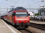 SBB - 460 101-9 mit IR bei der einfahrt in den HB Zürich am 26.07.2015