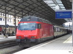 SBB - 460 049-0 mit IR nach Bern im Bahnhof Olten am 16.04.2016