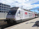 SBB - Lok 460 052-8 unterwegs nach Basel im Bahnhof Liestal am 16.04.2016