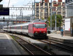 SBB - 460 014-4 mit Zug bei der einfahrt in den HB Zürich am 26.07.2020