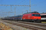 Re 460 052-4 durchfährt den Bahnhof Rheinfelden. Die Aufnahme stammt vom 16.08.2022.