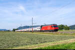 SBB Re 460 053 ist mit dem umgeleiteten IC61 1077 von Basel SBB nach Interlaken Ost am 07.09.2021 unterwegs durch das Gürbetal
