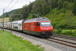 Re 460 114-2 fährt am 27.07.2023 Richtung Bahnhof Gelterkinden.