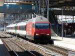 SBB - 460 026-8 mit RE  Bern - Biel bei der durchfahrt im Bahnhof Zollikofen am 26.04.2012