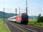 SBB - 460 063-1 mit Schnellzug unterwegs bei Bettenhausen/BE am 19.05.2012