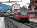 SBB - 460 088-8 mit IR bei der einfahrt im Bahnhof Montreux am 18.05.2013