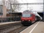 SBB - 460 097-9 mit IR bei der durchfahrt im Bahnhof Münsigen am 15.03.2014