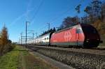 SBB: Re 460 Lokomotiven als Zug - und Zwischenlok im Einsatz auf der alten Stammstrecke bei Roggwil-Wynau am 7.