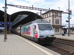 SBB - Nachschuss der 460 099-5 bei der durchfahrt im Bahnhof Olten am 16.04.2016