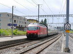 SBB - 460 116-7 mit IC bei der durchfahrt im Bahnhof Morges am 04.06.2016