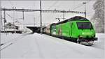 IC574 mit 460 080-5  in Landquart. (14.01.2017)