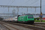 Re 460 007-8 mit der Werbung für 125 Jahre Vaudoise Versicherung durchfährt den Bahnhof Rupperswil. Die Aufnahme stammt vom 25.08.2020.