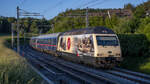 Re 460 019-3 ist mit dem NJ 470 bei Zeihen AG in Richtung Basel unterwegs, aufgenommen am Abend des 26.05.2022.