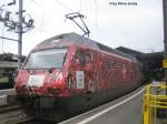 Die Re 460 015-1 ''EM 08'' brachte uns von Bern nach Lausanne, wo ich sie am 23.4.08 in Lausanne fotografierte.