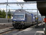 BLS - 465 010-7 mit Güterzug bei der durchfahrt im Bahnhof von Rothrist am 03.05.2017