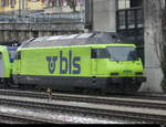 BLS - 465 008-1 im Bhf.