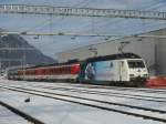 Test- oder Extrazug mit BLS Re 465 001,2 SBB Speisewagen und einem SBB IC Bt .Der Zug kam aus dem Ltschbergbasistunnel und wendete wieder in Frutigen.3.1.2007 