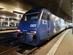 BLS - Werbelok 465 001-06 im Bahnhof Bern am 25.03.2016