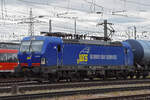 Siemens Vectron 475 901-5 der WRS durchfährt am 20.03.2023 den badischen Bahnhof.
