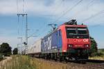 Mit einem Containerzug aus Belgien fuhr am 05.07.2017 die Re 482 011-4  ChemOil , welche den zug seit Aachen West bespannte, bei Müllheim (Baden) in Richtung Schweiz.