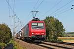 Mit einem Containerzug nach Italien fuhr am Nachmittag des 12.09.2018 die Re 482 001-5 bei Müllheim (Baden) durchs Markgrälerland über die KBS 703 in Richtung Basel.