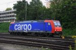 482 004-9 von SBB Cargo rangiert in Aachen-West in der Abendstimmung am 27.8.2012.