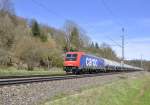 482 043 mit einem Kesselwagenzug auf der Filsbahn bei Reichenbach/Fils.Aufgenommen am 14.4.2013.