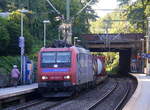 482 026-2  von der SBB-Cargo kommt aus Richtung Köln,Aachen-Hbf und fährt durch Aachen-Schanz mit einem Güterzug aus Gallarate(I) nach Antwerpen-Oorderen(B) und fährt in Richtung Aachen-West. Aufgenommen vom Bahnsteig von Aachen-Schanz. 
Bei Sommerwetter am Morgen vom 21.7.2017.