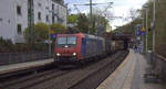482 008-0 von der SBB-Cargo kommt aus Richtung Köln,Aachen-Hbf und fährt durch Aachen-Schanz mit einem Containerzug aus Gallarate(I) nach Antwerpen-Oorderen(B) und fährt in Richtung