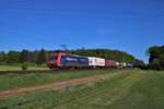 SBB Cargo International 482 022-1 mit einen KLV Zug am 25.04.20 in Mainz Bischofsheim Netztrennstelle 