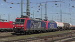 SBB 482 012-2 zieht mit einer weiteren 482 den Chemiezug aus Gleis 214 in Karlsruhe Gbf nach Basel. (31.03.2021)