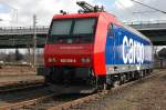 482 009 hat einen Kesselwagenzug nach Duisburg Ruhrort (D) gebracht und wartet auf die Rckleistung in die Schweiz. 09.04.2006