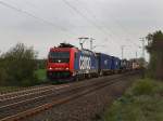 Die Re 482 040 am 29.04.2010 mit einem Containerzug unterwegs bei Eystrup.