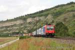 482 039-5 (SBB Cargo) fhrt am 3. August 2011 um 15:34 Uhr mit einem Gterzug durch Thngersheim