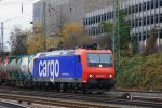 Eine Schweizer 482 026-2 von SBB Cargo kommt mit einem Containerzug aus Richtung Kln und fhrt in Aachen-West ein.
4.12.2011