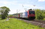 Dreifach Null. 482 000-7 mit Containerzug in Fahrtrichtung Norden. Aufgenommen am 17.05.2012 bei Mecklar.