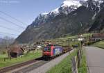 Re 482 031 mit kurzem Güterzug am 25.04.2012 in Silenen