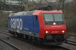 An einem verregneten Februartag (18.02.2008) fuhr mir, in Hamburg-Harburg, diese Re 482 (deutsche BR 185) vor die Linse. Das alleine ist ja nichts Besonderes, aber schaut euch mal die Ordnungsnummer an....das ist doch krass...gelle...  :-))