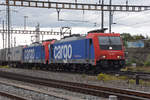 Doppeltraktion, mit den Loks 484 002-1 und 484 013-8, durchfährt den Bahnhof Pratteln. Die Aufnahme stammt vom 28.09.2020.