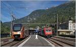 Während der SOB RABe 526 208  TRAVERSO  als RE  Treno Gottardo  2320 von Locarno nach Basel SBB unterwegs ist und in Faido hält, fährt die SBB Re 484 009 mit ihrem Güterzug nach Süden in Faido durch.

4. September 2023