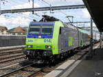 BLS - 485 014-5 mit Rolla bei der durchfahrt im Bahnhof von Rothrist am 03.05.2017